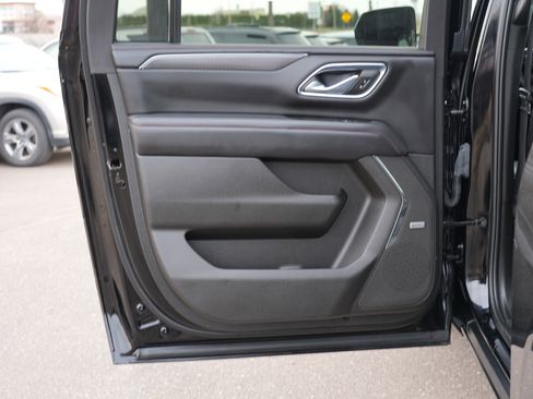 Used 2023 Chevrolet Suburban RST AWD/4WD image 19