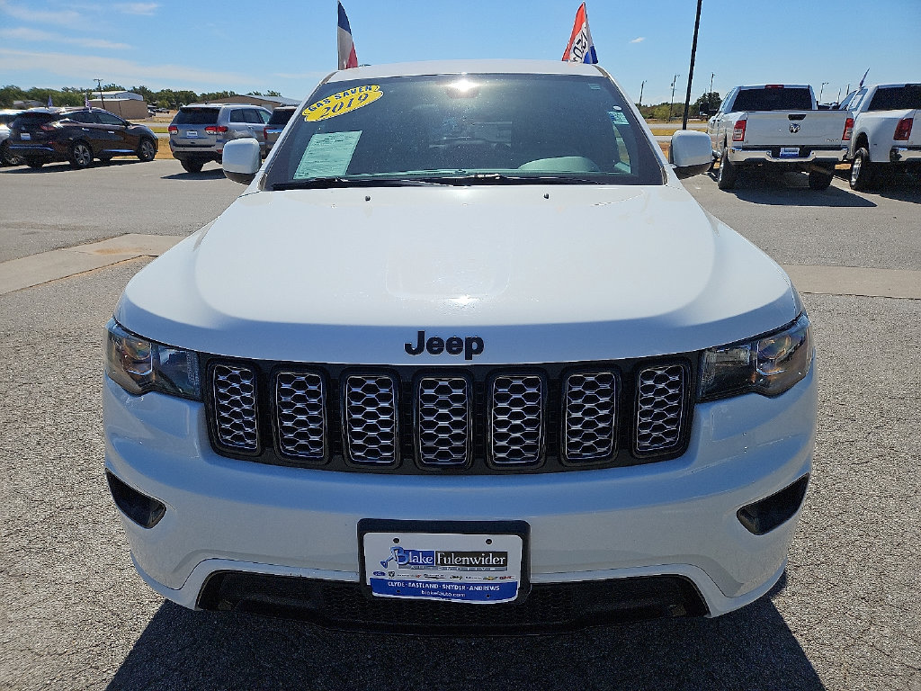 Used 2019 Jeep Grand Cherokee Altitude RWD image 12