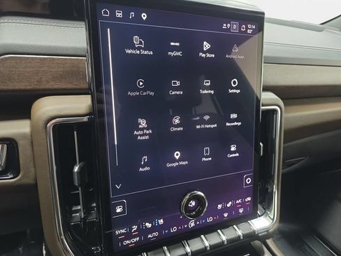 Used 2025 GMC Yukon Denali Ultimate AWD/4WD image 20