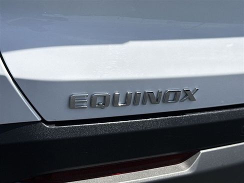 Certified 2025 Chevrolet Equinox LT w/ Safety and Technology Package FWD image 34