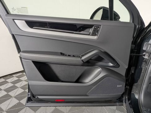 New 2026 Porsche Cayenne Coupe image 26