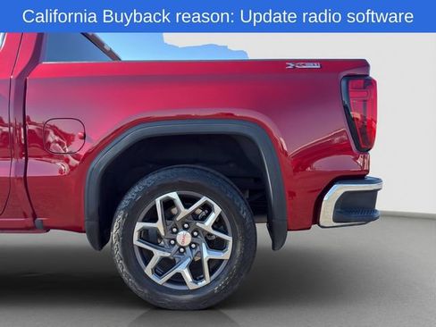 Used 2023 GMC Sierra 1500 SLT AWD/4WD image 22