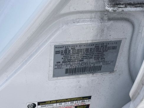 Used 2025 Nissan Kicks SR image 15