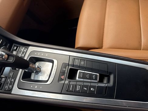 Used 2016 Porsche 911 Carrera 4S AWD/4WD image 17