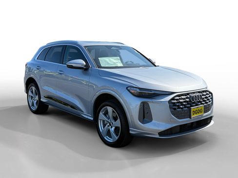 New 2026 Audi Q5 Premium Plus AWD/4WD image 7