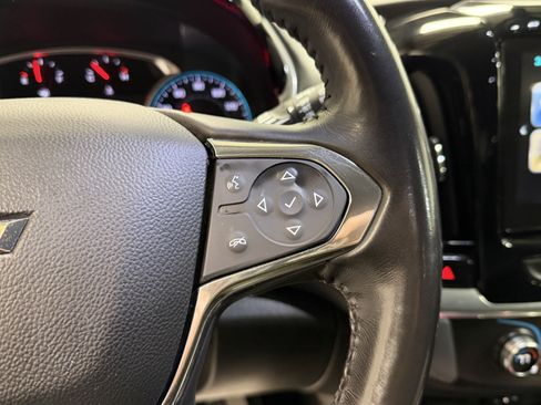 Used 2019 Chevrolet Traverse LT image 16