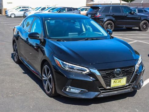 Used 2023 Nissan Sentra SR w/ SR Premium Package image 3