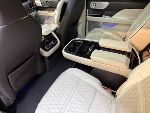 Used 2021 Lincoln Navigator Black Label image 43