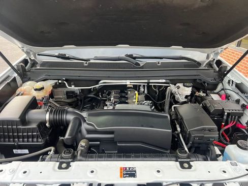 Used 2022 Chevrolet Colorado LT w/ Fleet Safety Package image 2