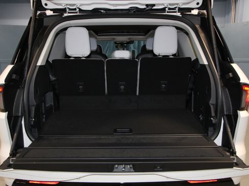 New 2026 Lincoln Navigator Reserve image 46