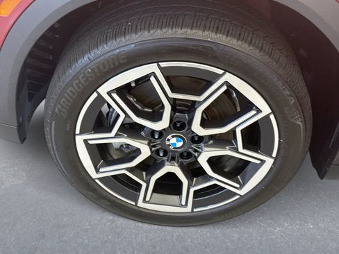Used 2026 BMW X2 xDrive28i AWD/4WD image 25