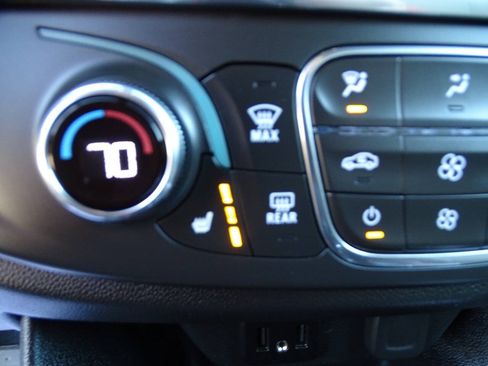 Used 2023 Chevrolet Traverse AWD LS w/ Safety Package image 28