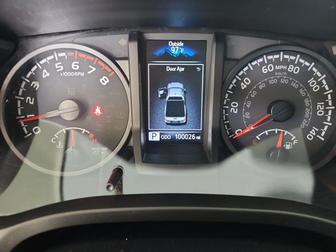 Used 2021 Toyota Tacoma SR w/ SX Package RWD image 10