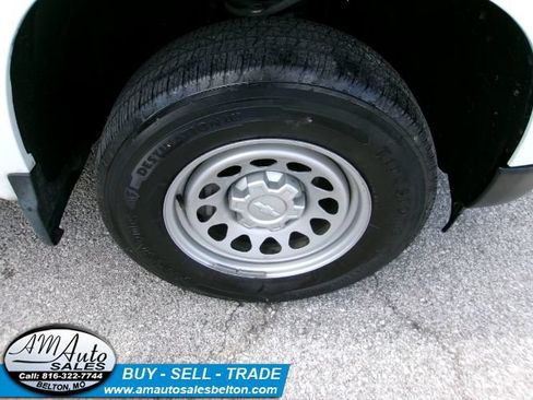Used 2023 Chevrolet Silverado 1500 W/T RWD image 16
