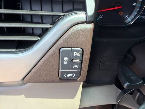 Used 2020 Chevrolet Tahoe LT RWD image 27