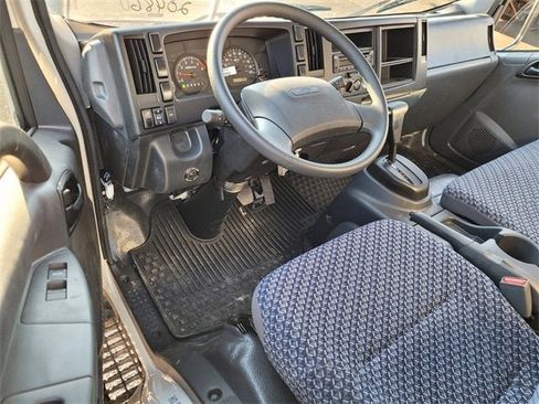 New 2025 Chevrolet Low Cab Forward image 9