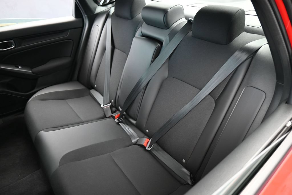 Used 2025 Honda Civic Sport image 34