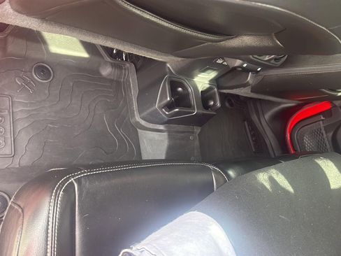 Used 2022 Jeep Gladiator Overland w/ Popular Equipment Package AWD/4WD image 13