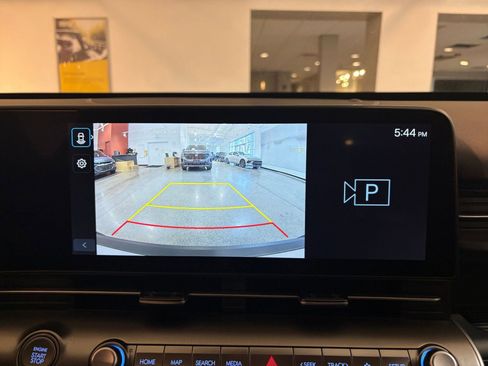 Used 2025 Hyundai Kona SEL image 17