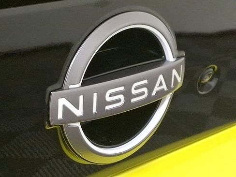 Used 2024 Nissan Z Performance w/ Floor Mat Package RWD image 31