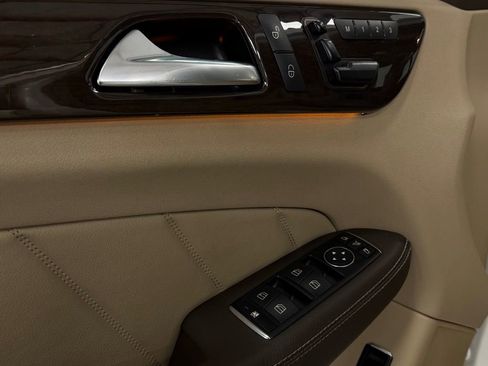 Used 2016 Mercedes-Benz GL 450 4MATIC image 10