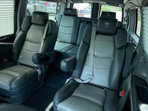 Used 2025 GMC Savana 2500 w/ Driver Convenience Package RWD image 23