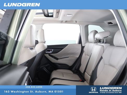Used 2020 Subaru Forester Limited AWD/4WD image 14