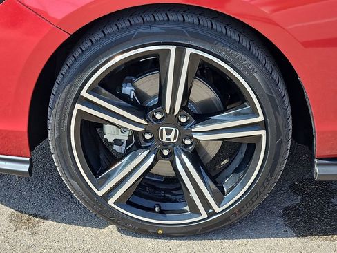 Used 2024 Honda Accord Sport image 10