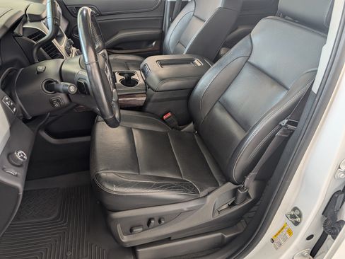Used 2018 GMC Yukon SLT w/ Open Road Package RWD image 17