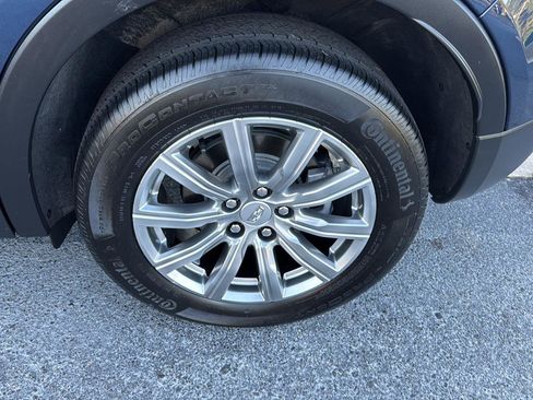 Used 2021 Cadillac XT4 Premium Luxury image 31