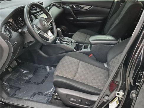Used 2020 Nissan Rogue Sport SV FWD image 15