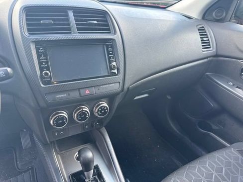 Used 2025 Mitsubishi Outlander Sport ES AWD/4WD image 10