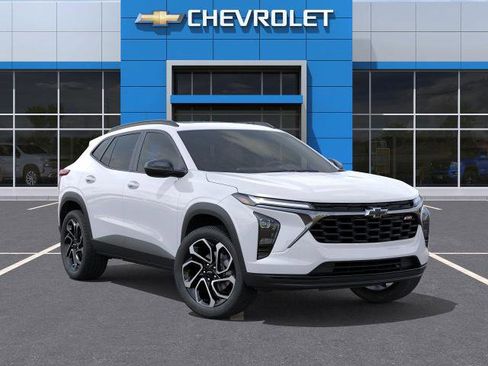 New 2026 Chevrolet Trax RS w/ Sunroof Package image 7