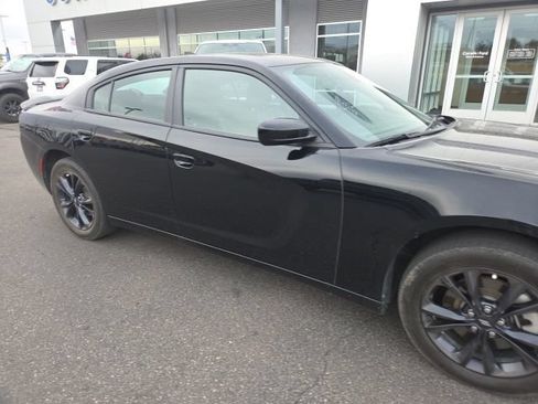 Used 2023 Dodge Charger SXT w/ Blacktop Package AWD/4WD image 8