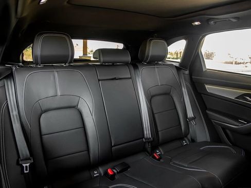 New 2026 Jaguar F-PACE R-Dynamic S image 24