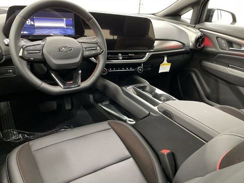 New 2025 Chevrolet Equinox EV RS image 18