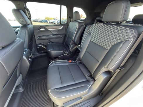 New 2026 GMC Acadia Denali w/ Super Cruise Package image 13