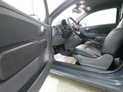 Used 2016 FIAT 500 Sport FWD image 9