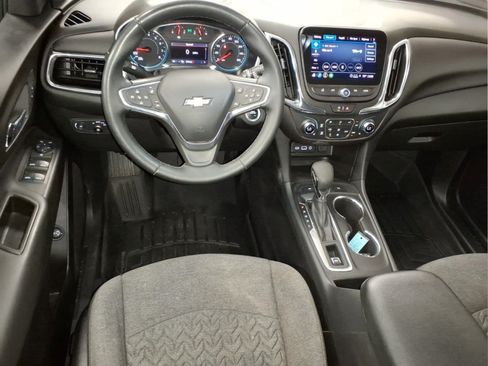 Certified 2024 Chevrolet Equinox LT AWD/4WD image 8