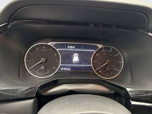 Used 2023 Nissan Pathfinder Rock Creek AWD/4WD image 9