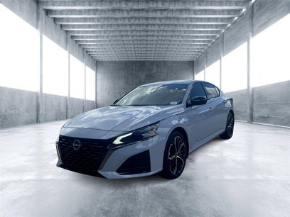New 2025 Nissan Altima 2.5 SR
