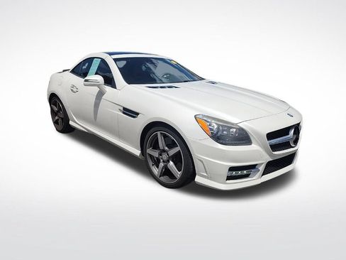 Used 2015 Mercedes-Benz SLK 250 image 3