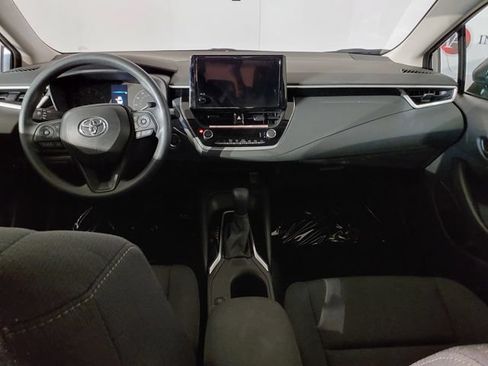 Used 2025 Toyota Corolla LE w/ LE Premium Package FWD image 12