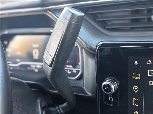 Certified 2025 GMC Sierra 2500 Denali Ultimate w/ Max Trailering Package image 12