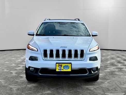 Used 2016 Jeep Cherokee Limited image 2