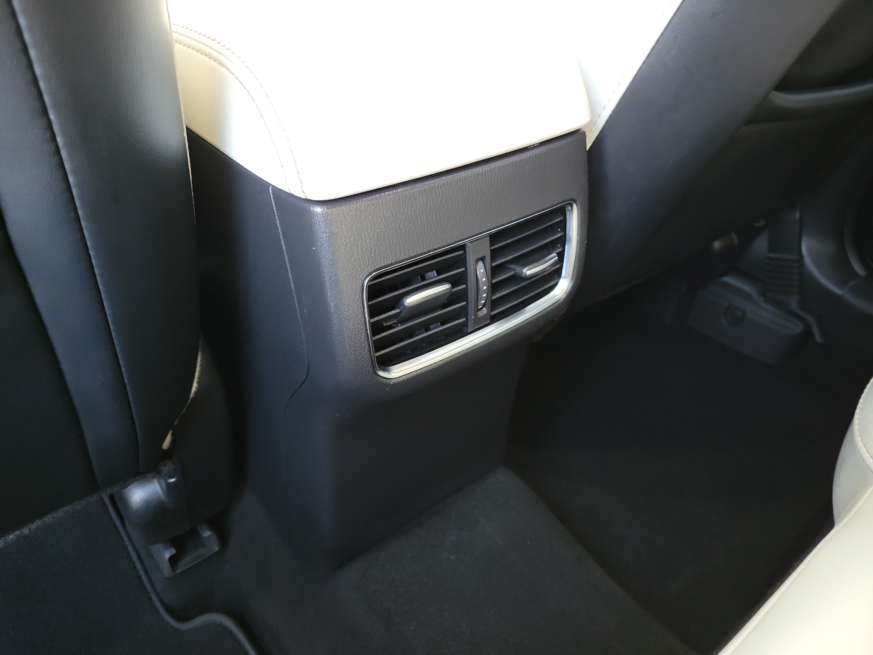 Used 2020 MAZDA CX-5 Grand Touring FWD image 16
