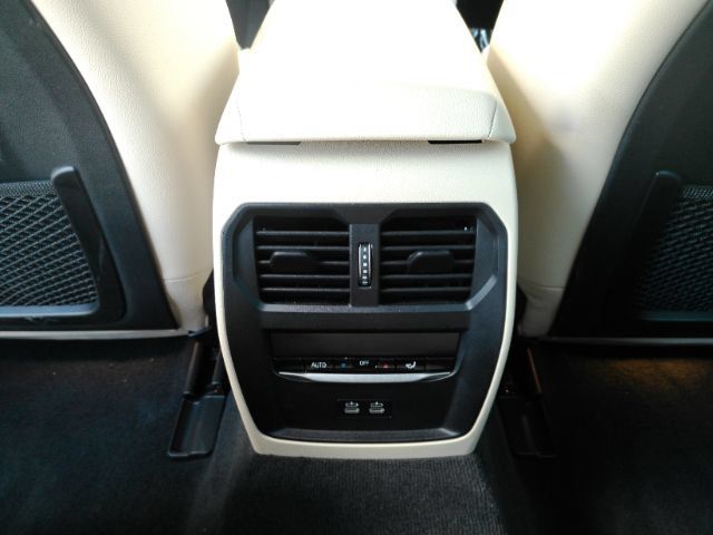 Used 2023 BMW i4 eDrive40 w/ Premium Package RWD image 30