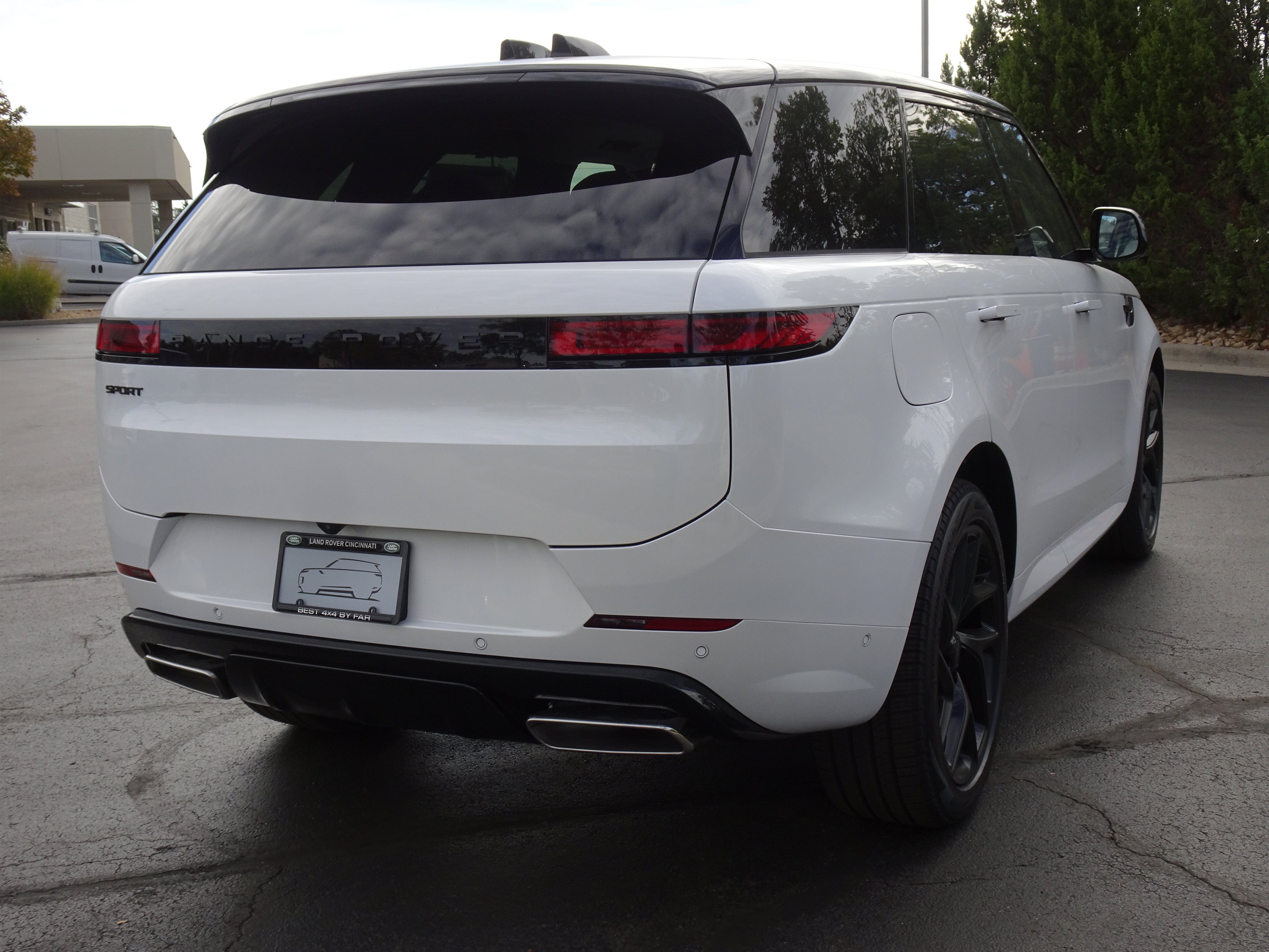 New 2027 Land Rover Range Rover Sport Battersea AWD/4WD image 10