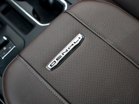 New 2026 GMC Sierra 2500 Denali w/ Denali Reserve Package image 30