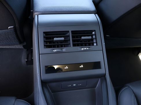 Used 2025 Porsche Panamera 4 AWD/4WD image 21